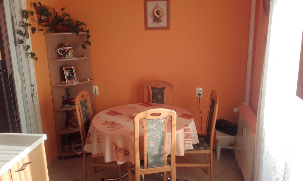 Apartment Moni Рийека Екстериор снимка