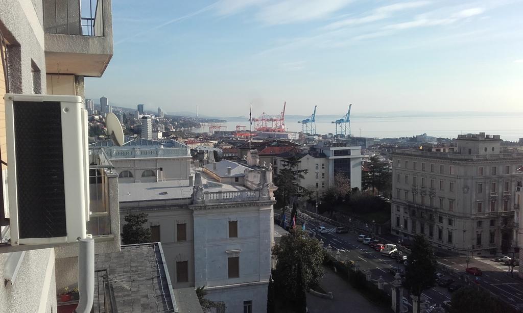 Apartment Moni Рийека Екстериор снимка