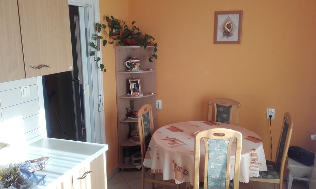 Apartment Moni Рийека Екстериор снимка